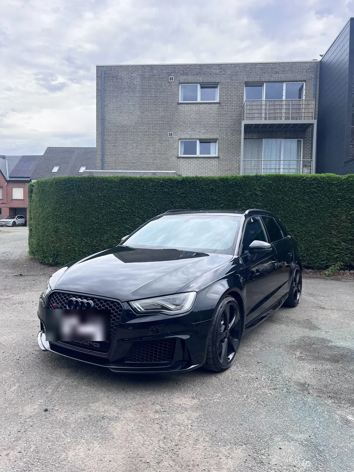 Zwarte Audi RS3
